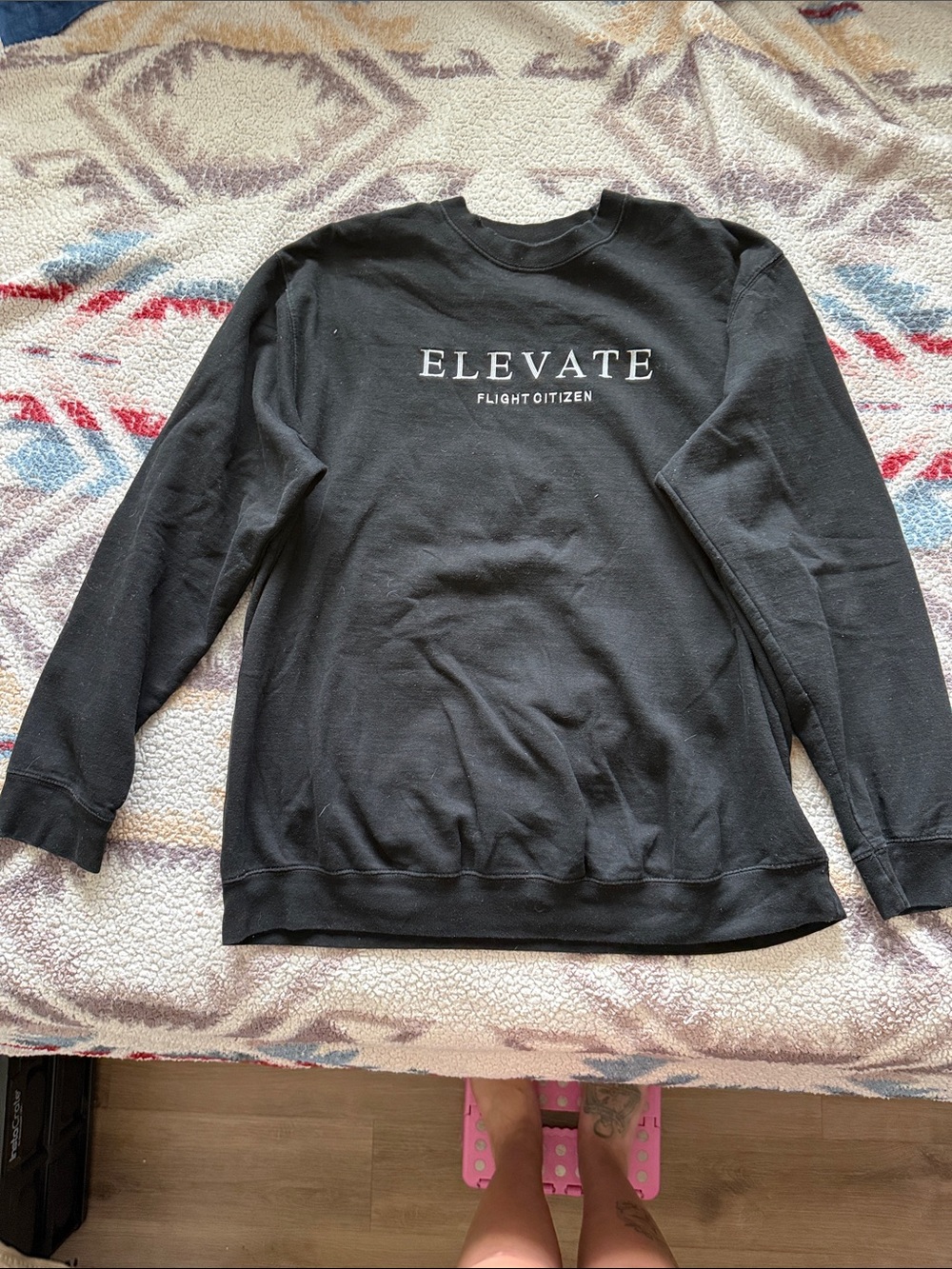 Source Unknown Black "ELEVATE" Crewneck Sweatshirt